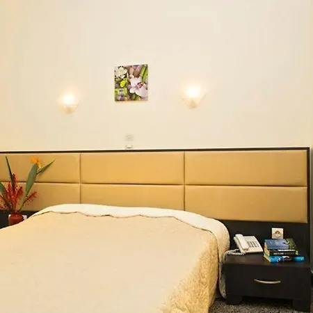 Alfa Aparthotel 2*