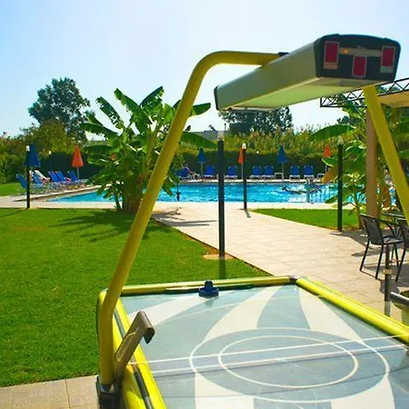 Alfa Aparthotel 2*