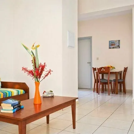 Apart Otel Alfa 2*